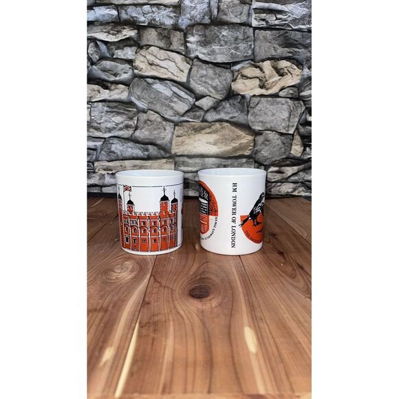 Traitor's Gate Thomas's Tower Ravens &  Tower Of  London VTG Kiln  Ceramic Mugs - Picture 4 of 8